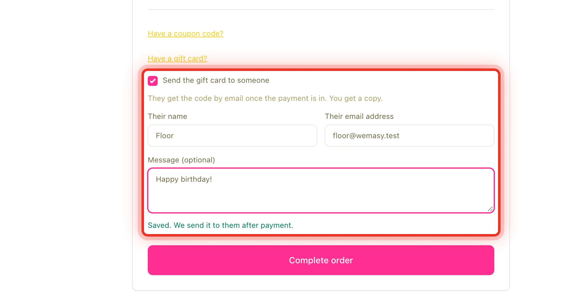 Het blok bij het afrekenen om een cadeaubon per e-mail naar iemand anders te sturen